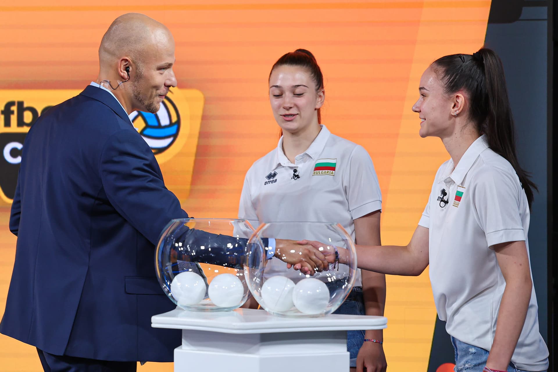 Волейболната есен стартира с две „Вечни дербита“! Изтеглиха жребия за Лигата и Суперкупата