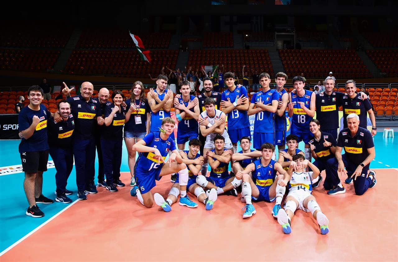 Обзор на група Б от Евроволей 2024 U18, ден седми: лидерите завършиха по график, ½-финалите идват