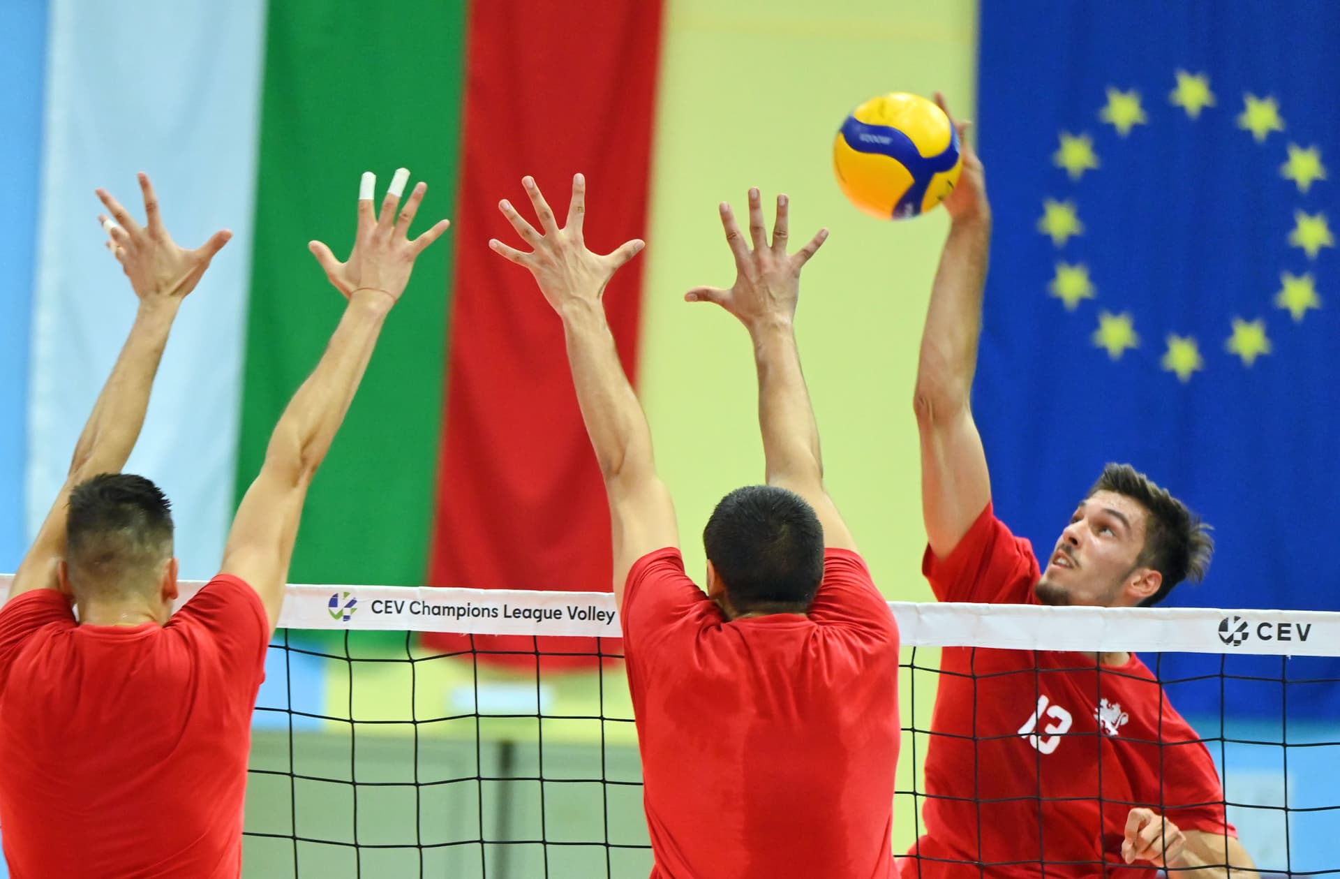 България загуби първата си контрола с Франция в Страсбург