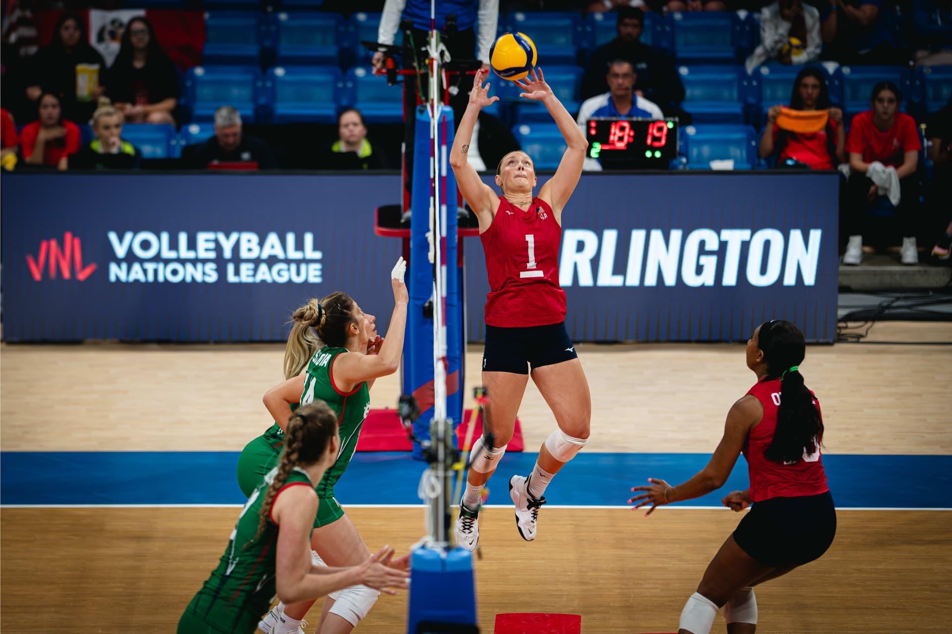 България записа пета загуба в Лигата на нациите, този път паднахме от олимпийския шампион САЩ 