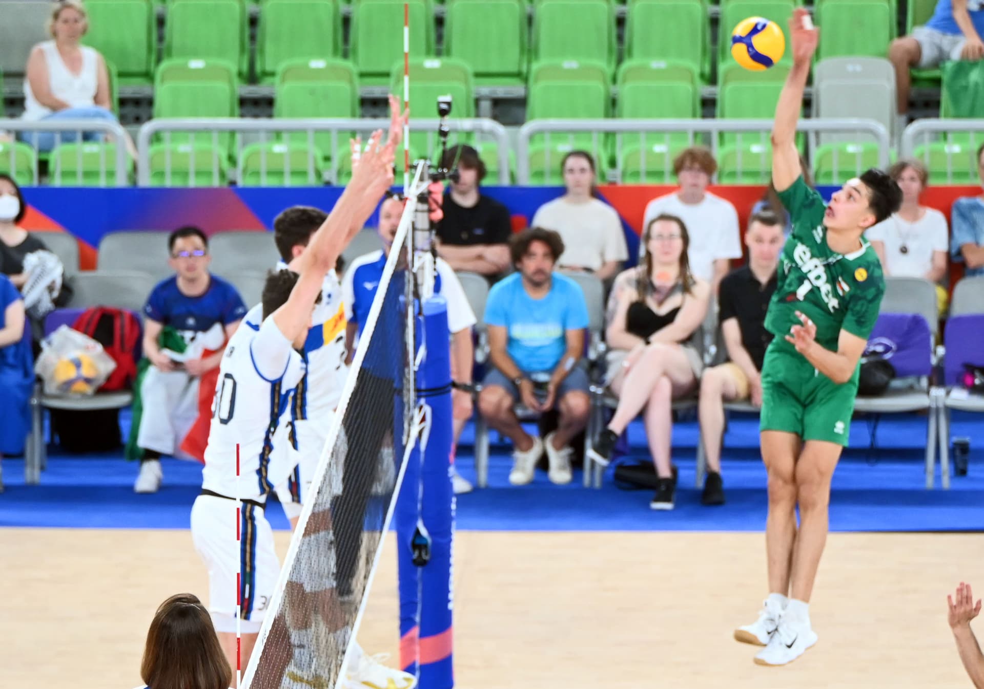 Bulgaria lost to France in a tie-break, Simeon Nikolov was the top scorer, playing a game as an opposite hitter