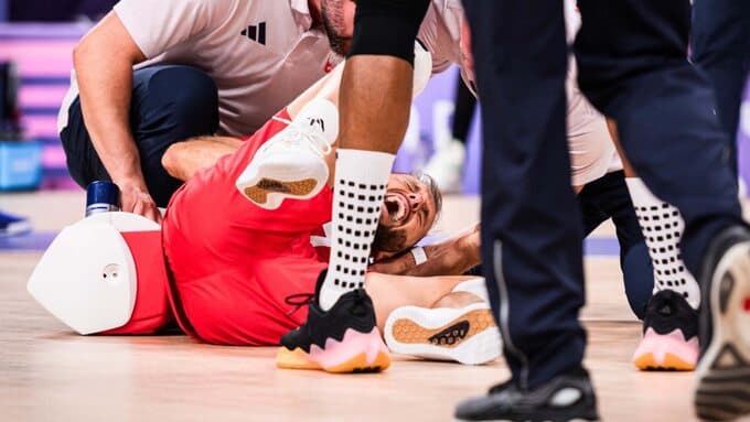 Полша се превърна в лазарет преди финала, Грбич ядосан на шефа на местния олимпийски комитет