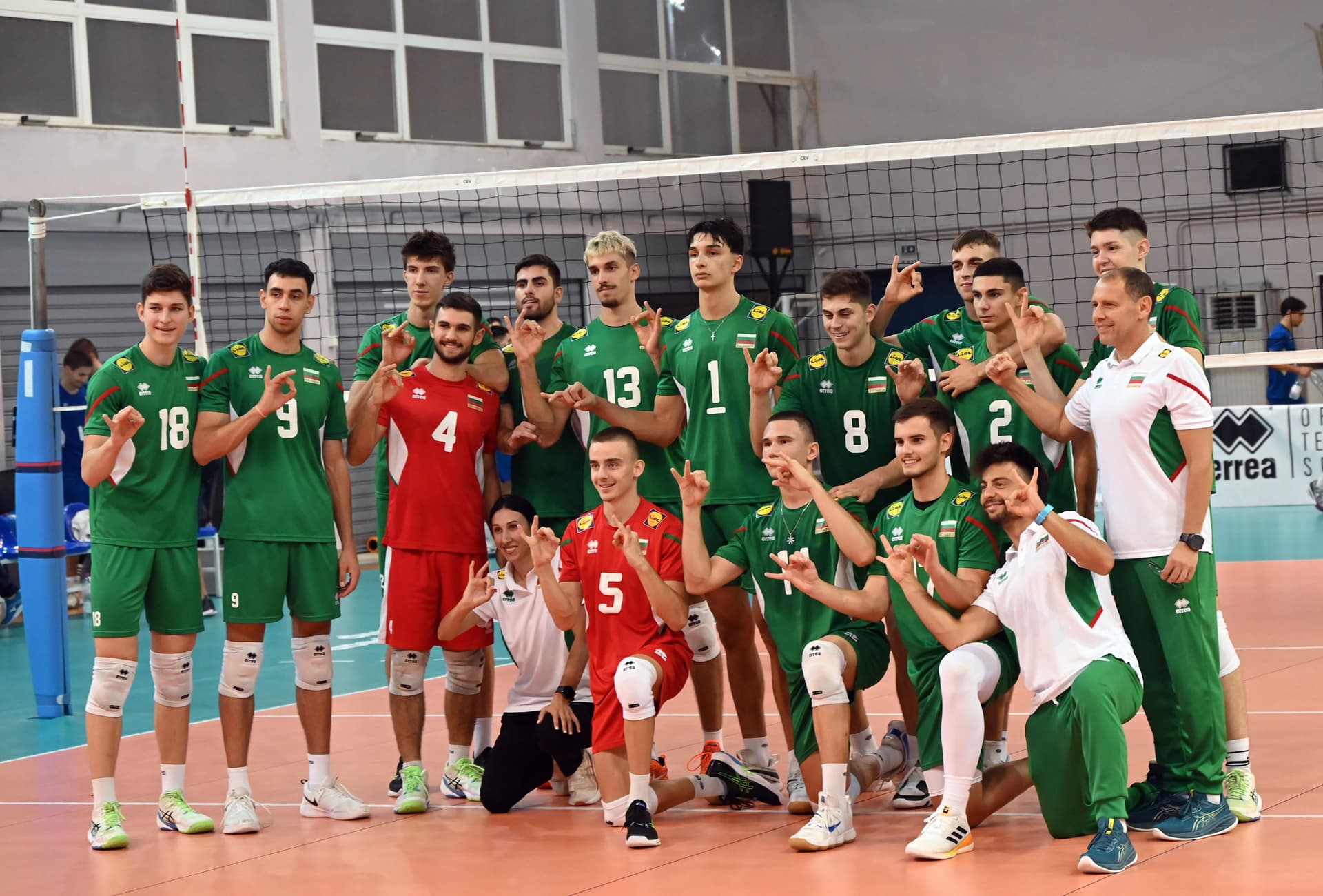 България се справи с Гърция за четвърта победа на Евроволей 2024