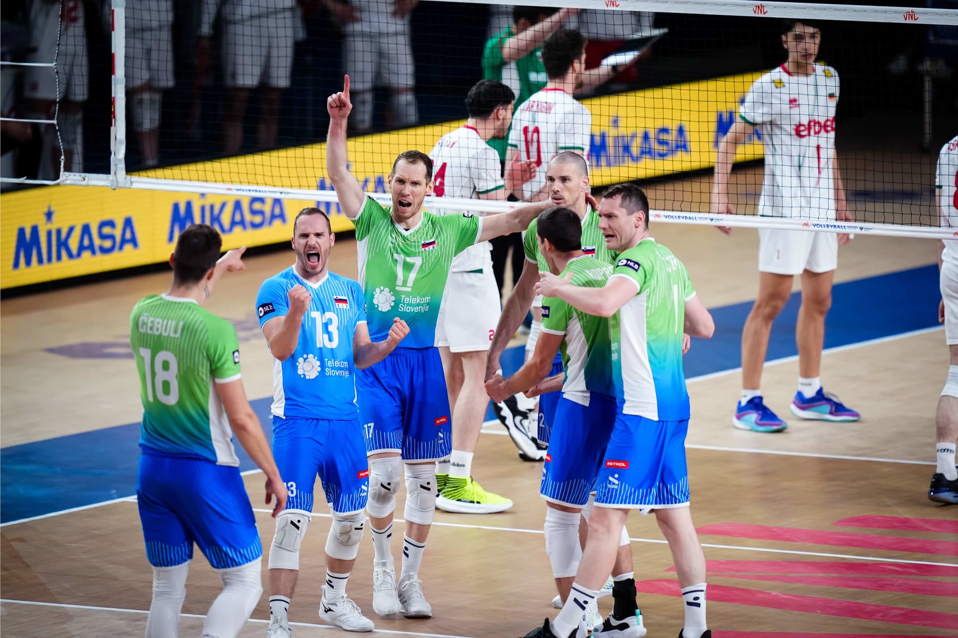 Словения показа, че гони мечтата си за олимпийско лято в Париж докрай – 3:0 срещу България