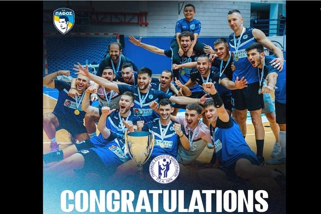 На 41 години Боян Йорданов вдигна още един трофей - Суперкурата на Кипър