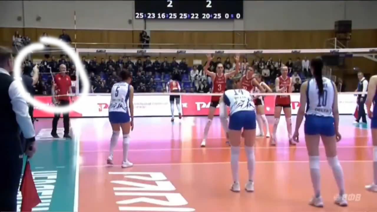 Треньор подля вода на Каракурт, за да спре устрема й