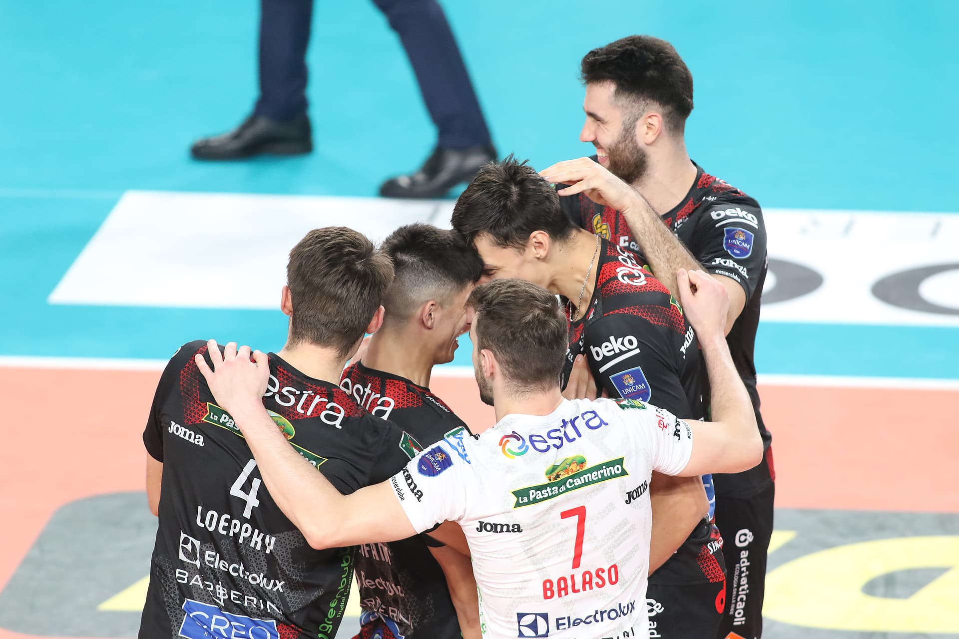 Alex Nikolov is gaining momentum, scoring 6 points in Lube's victory against Cisterna