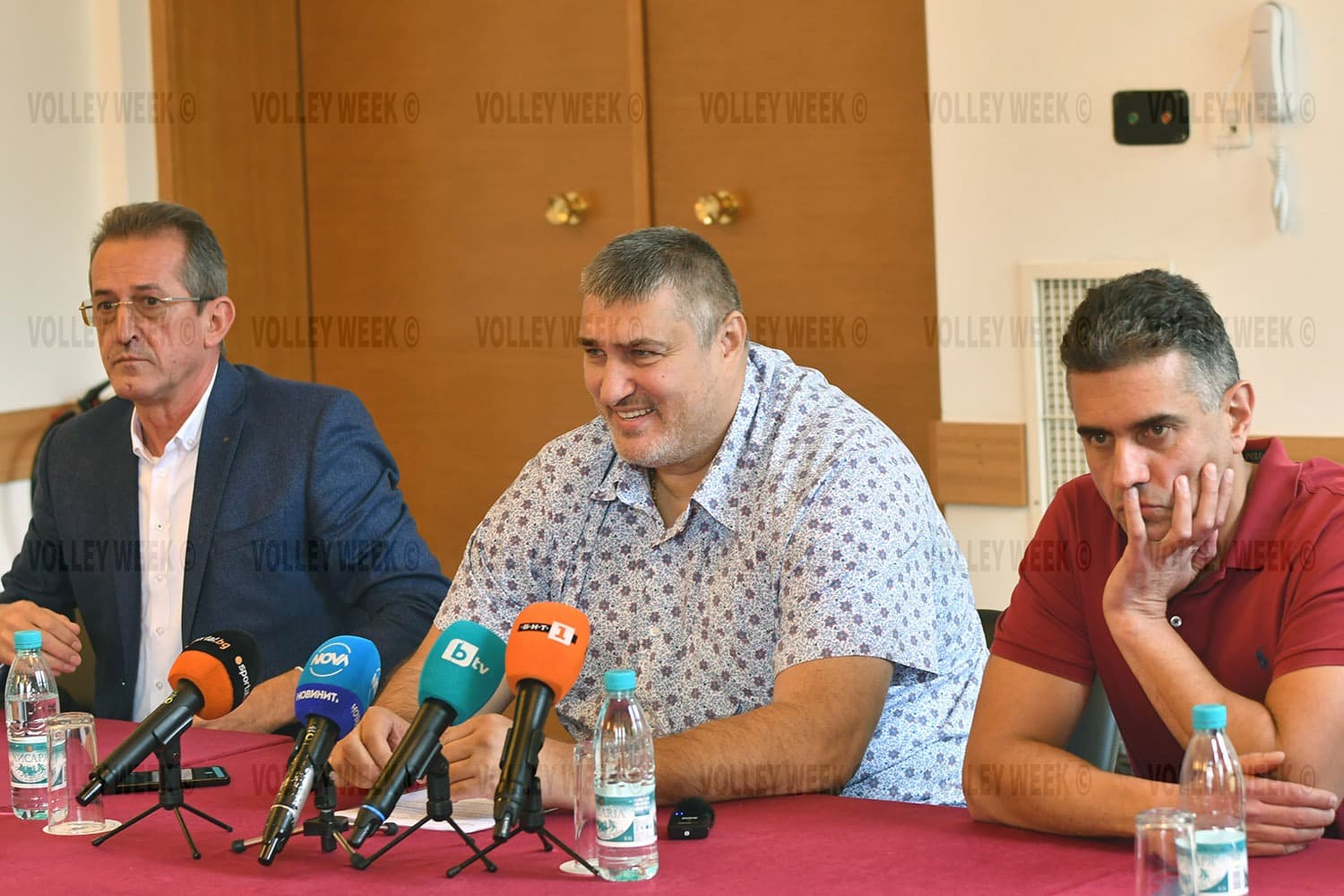 The Management Board will review the applications for coaches of the national teams, David Davidov will not vote