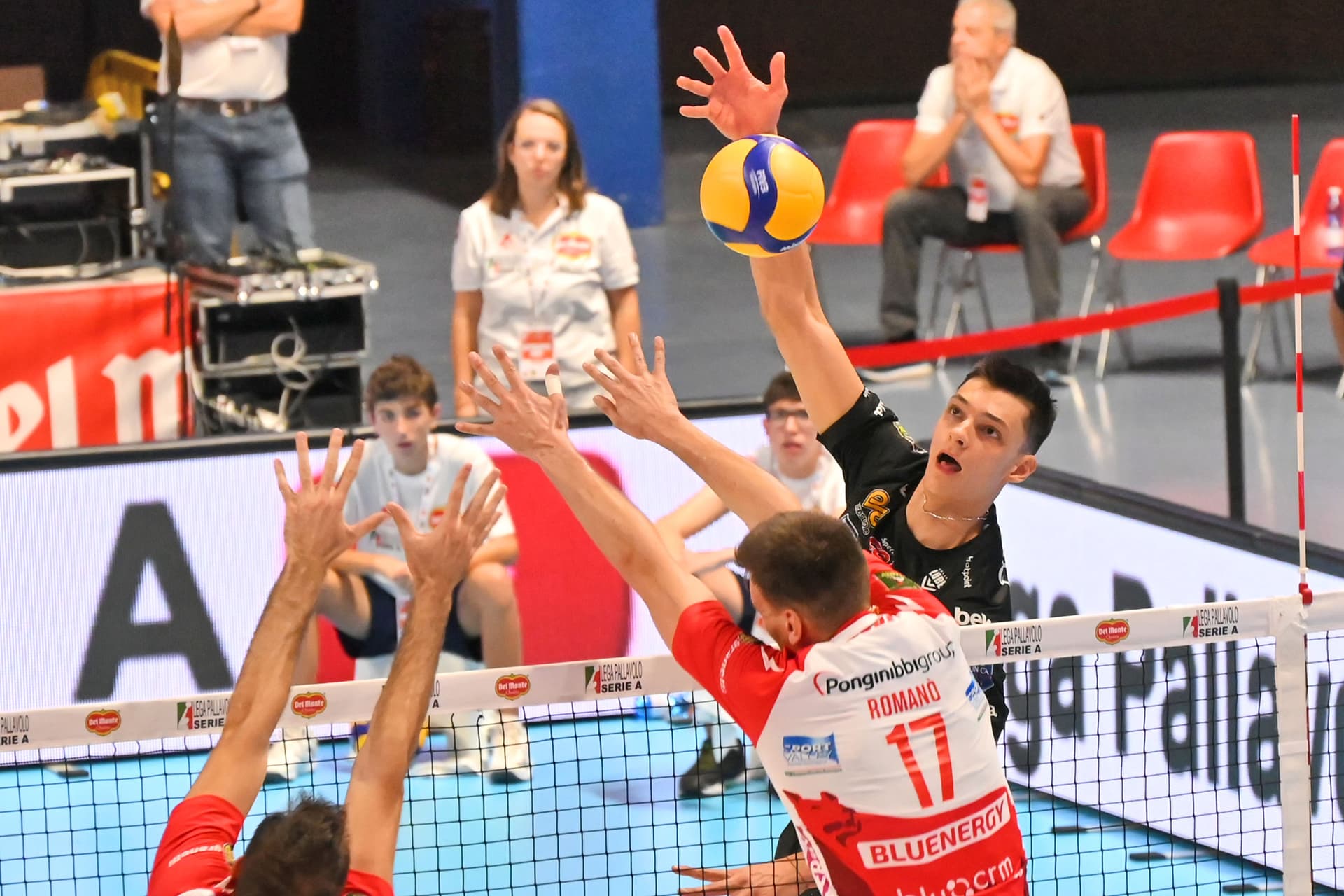 Алекс от Чивитанова: „Чувствам се добре! Работя усърдно, за да се върна в залата през август!“