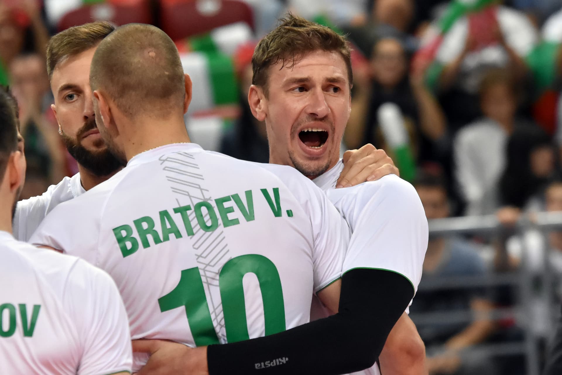 Бившият волейболен национал Мирослав Градинаров ще облече екипа на Добруджа 07