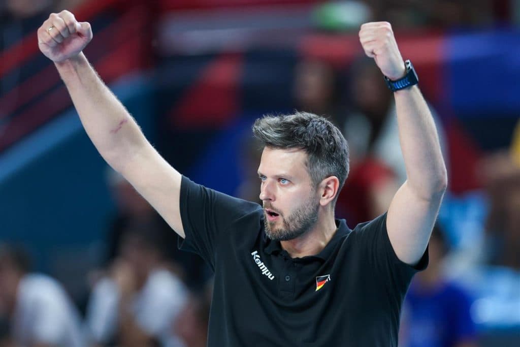 The German Volleyball Federation extended Winiarski's contract until the Los Angeles Olympics